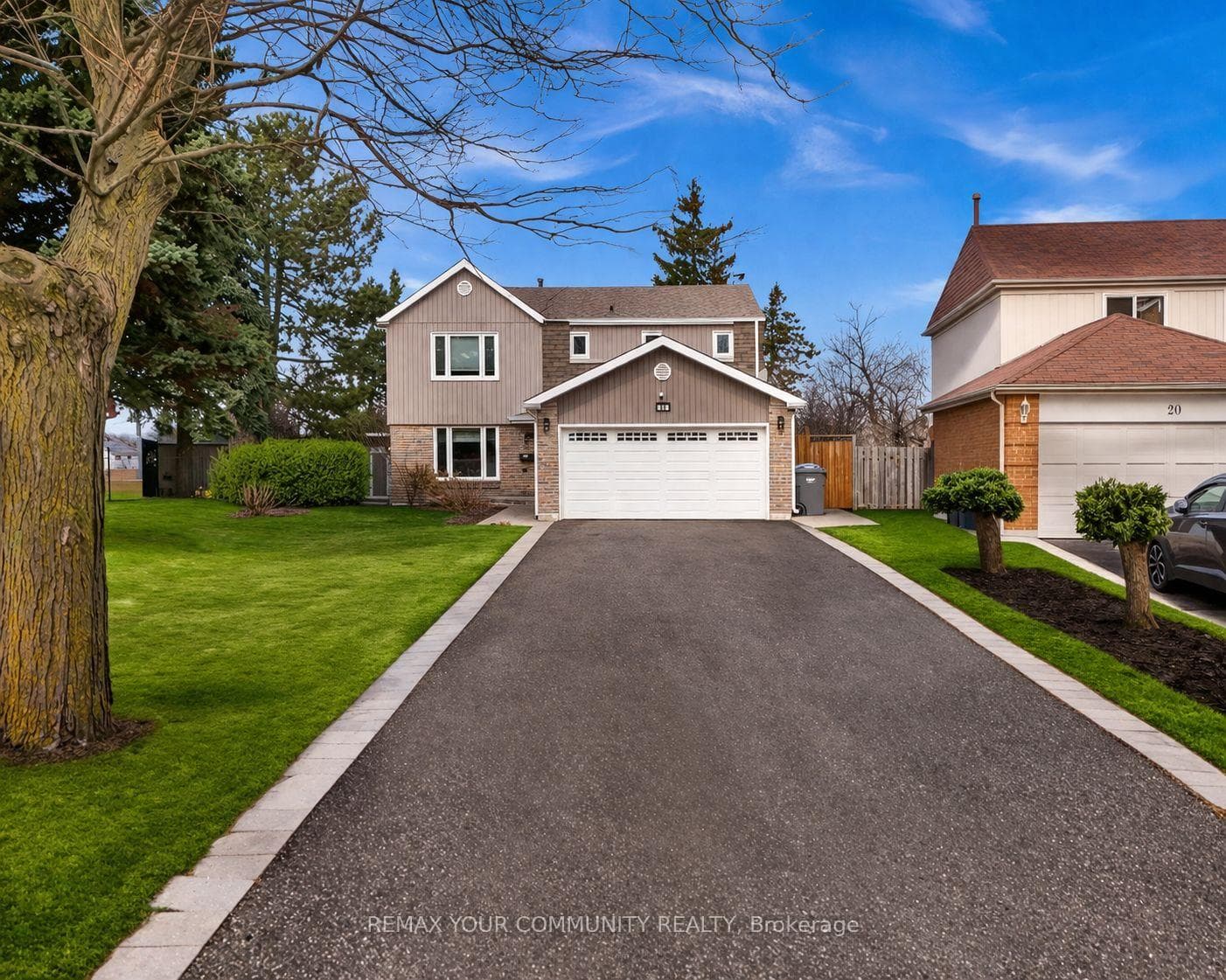 22 MADELAINE Crescent, Brampton, ON L6S 2Y9 - Photo 1