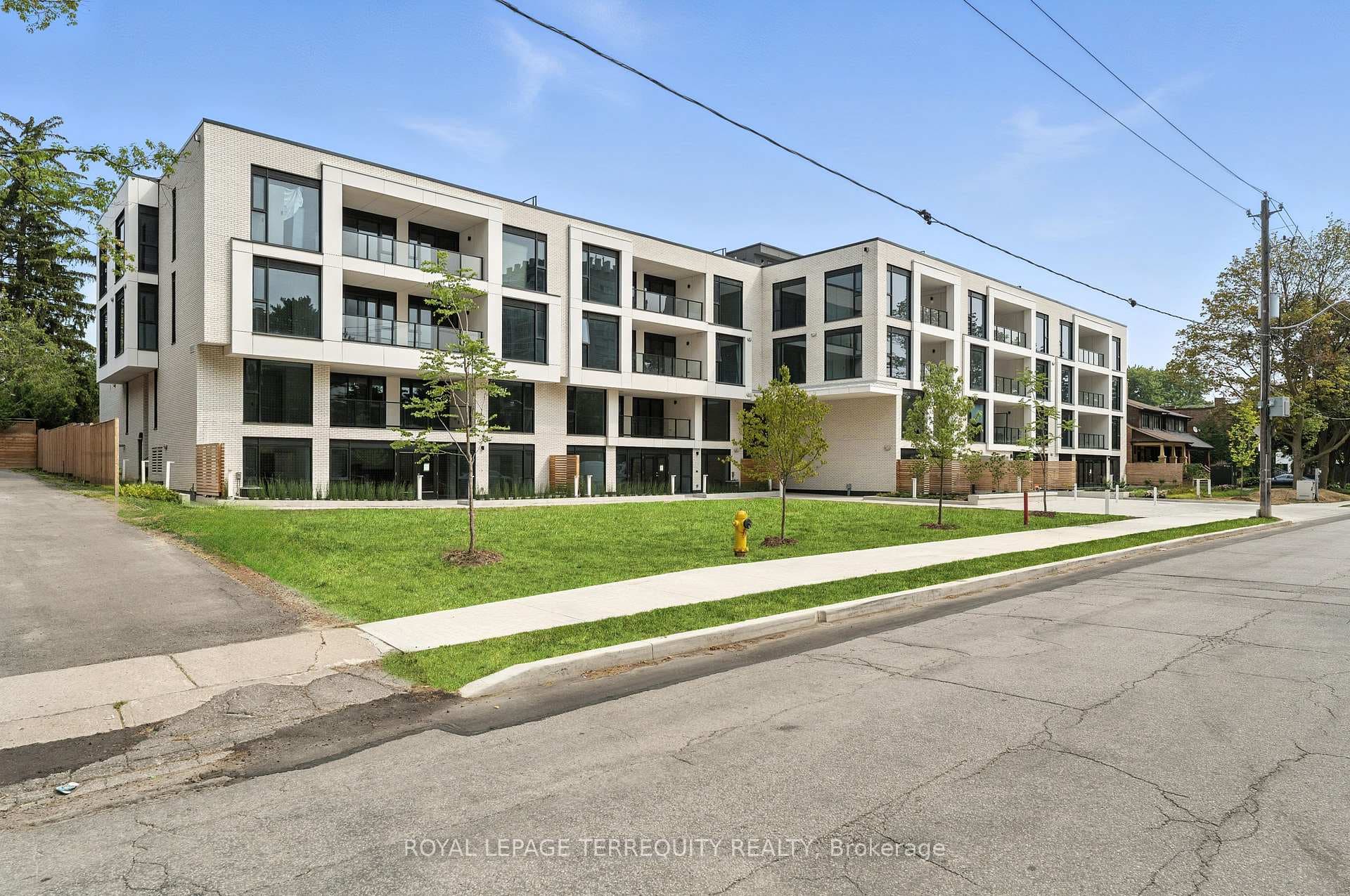 200 Keewatin Avenue Unit PH05, Leaside / Davisville, ON M4P 0G4 - Photo 1