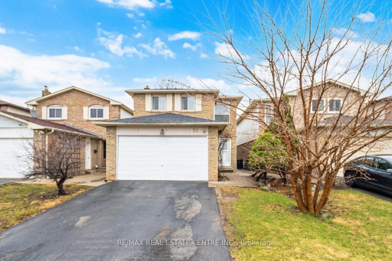 32 Dafoe Crescent, Brampton, ON L6Y 2L2 - Photo 1