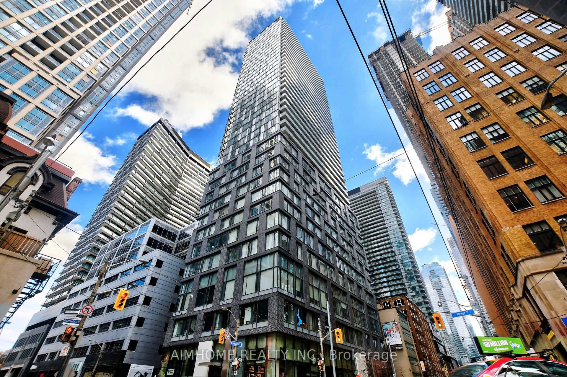 101 Peter Street Unit 1909, Downtown Toronto / Waterfront, ON M5V 0G6 - Photo 1