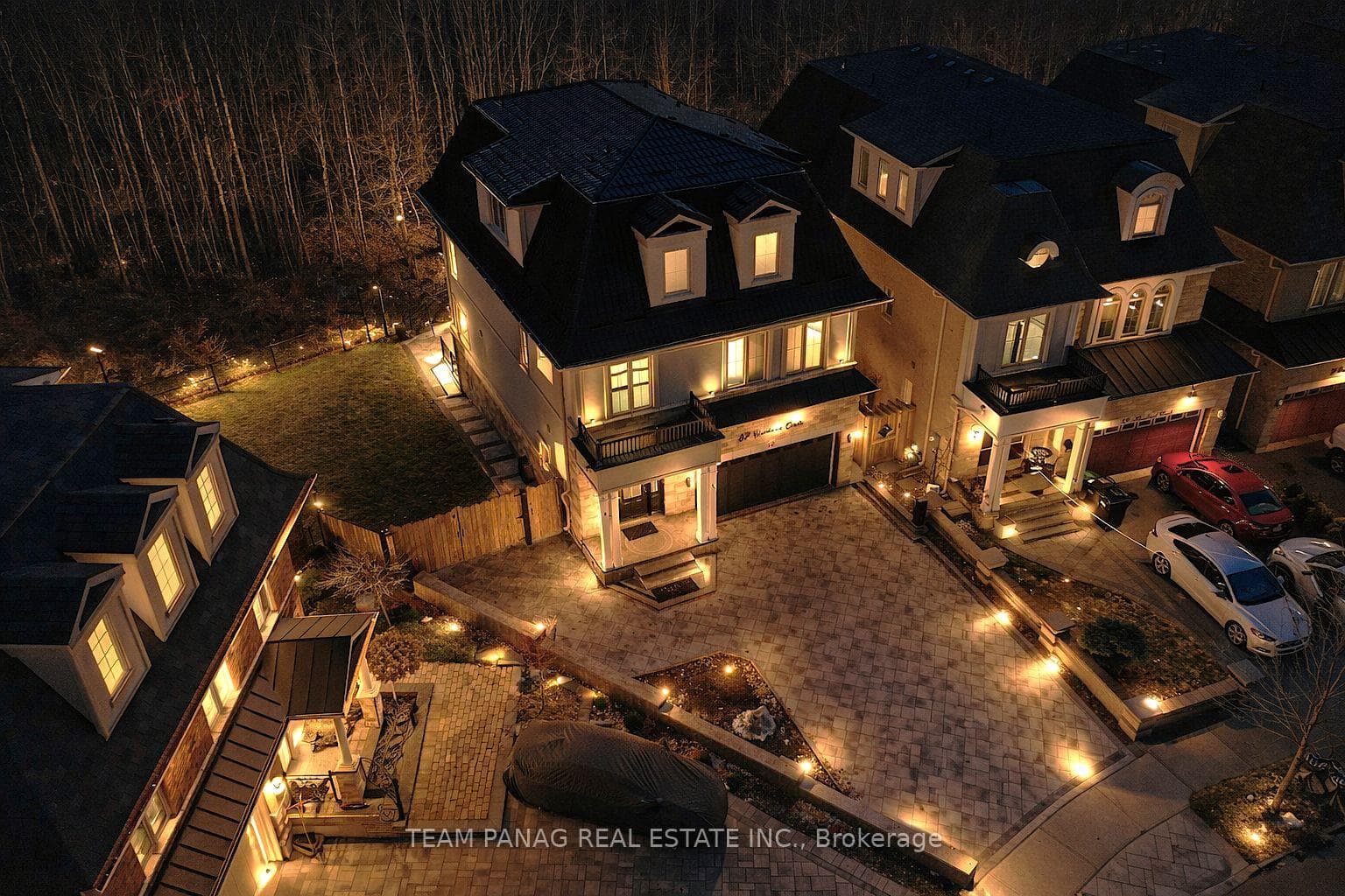 Legal Walkup Basement Ravine Lot