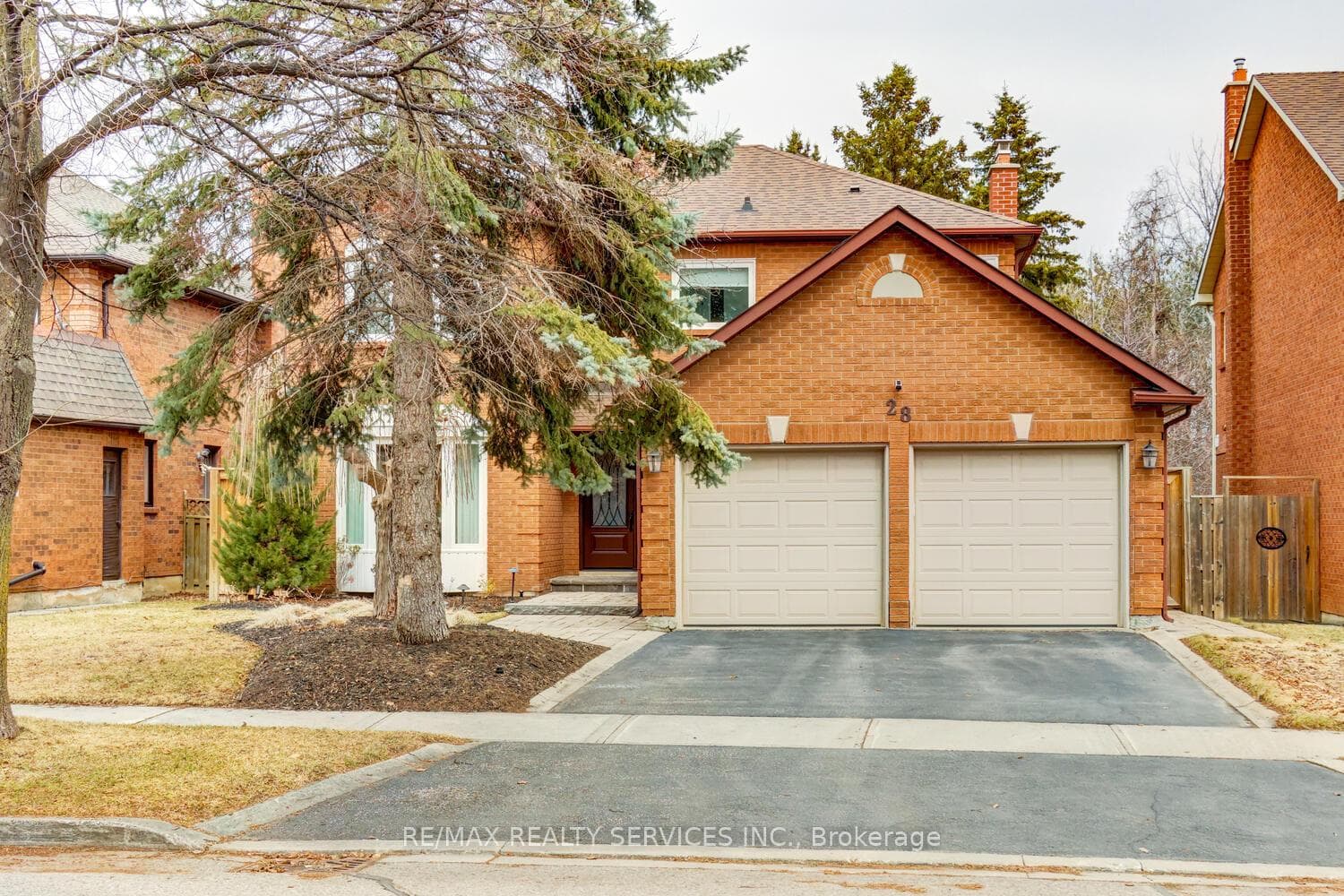 28 Chickadee Crescent, Brampton, ON L6Z 3L2 - Photo 1
