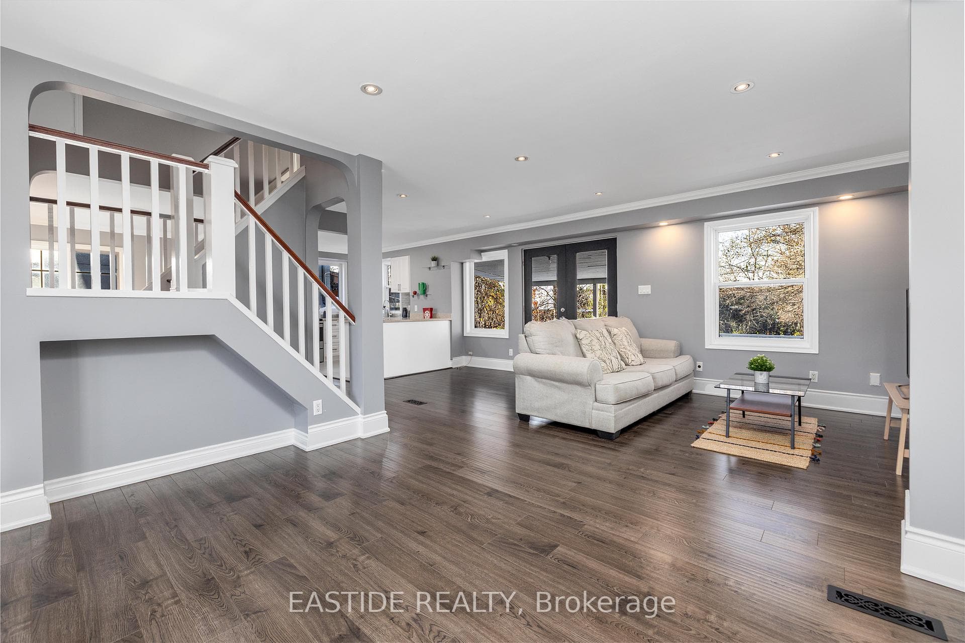 112 Bevdale Road, Thornhill / Willowdale, ON M2R 1L7 - Photo 1