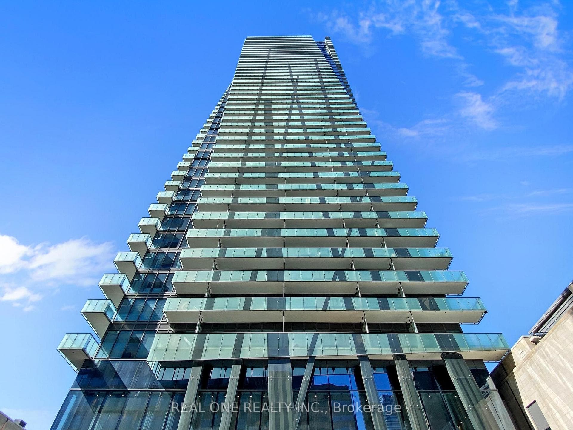 65 St. Mary Street Unit 3901, Downtown Toronto / Waterfront, ON M5S 0A6 - Photo 1