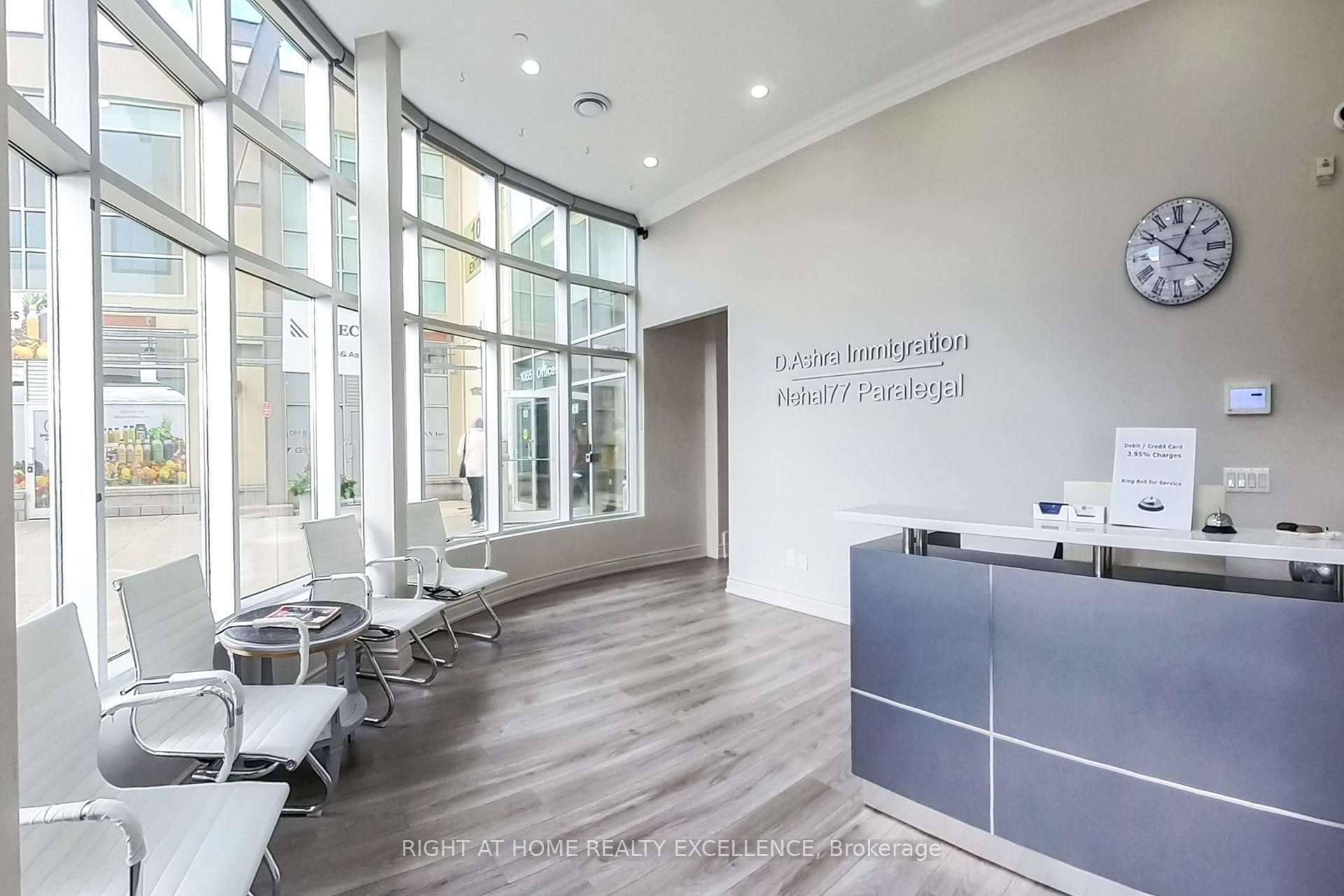 1065 Canadian Place Unit 126, Mississauga, ON L4W 0C2 - Photo 1