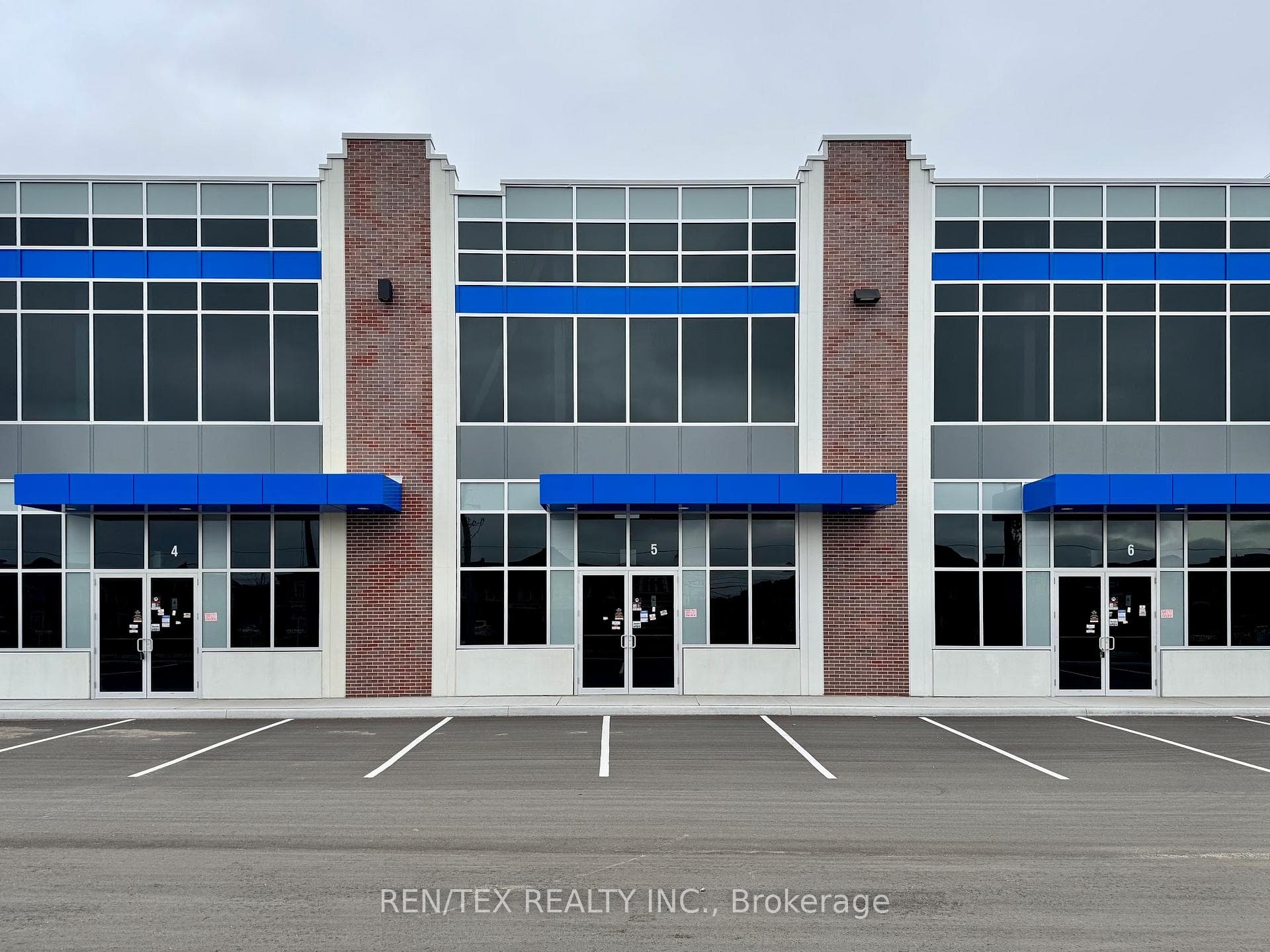 10910 Dixie Road Unit B5, Brampton, ON L6R 4G8 - Photo 1