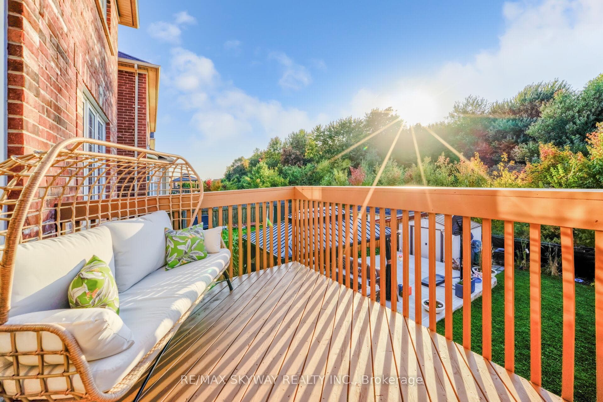 90 Aylesbury Drive, Brampton, ON L7A 0W3 - Photo 1