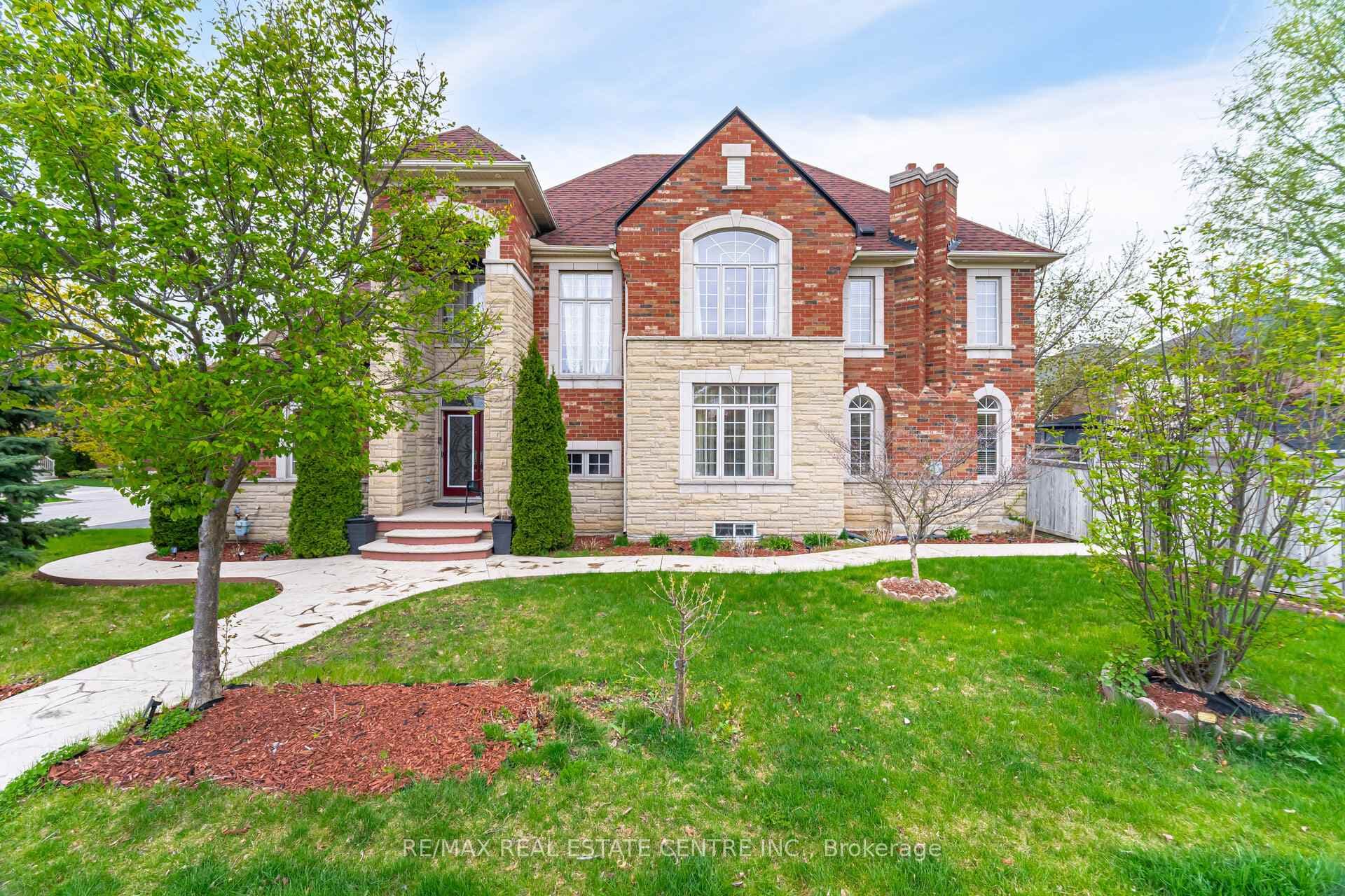 3401 Hideaway Place, Mississauga, ON L5M 0A7 - Photo 1