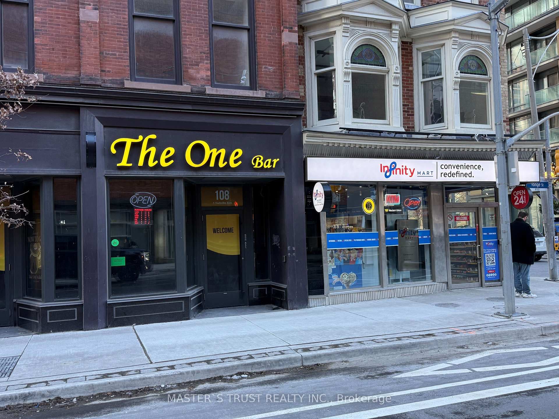 1 Yorkville Avenue Unit 107-108-109, Annex / Yorkville / Summerhill, ON M4W 1L1 - Photo 1