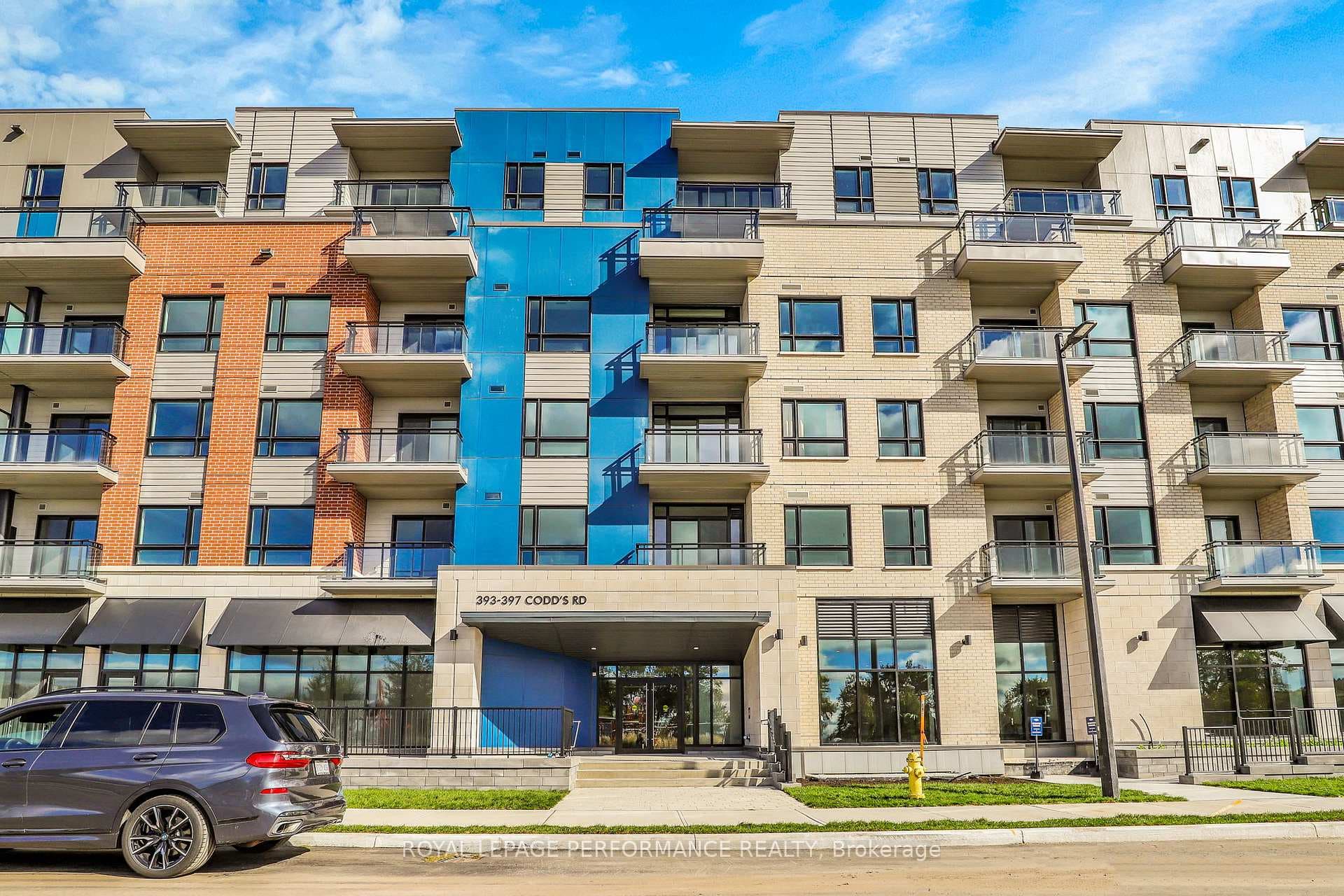 397 CODD'S Road Unit 320, Manor Park - Cardinal Glen and Area