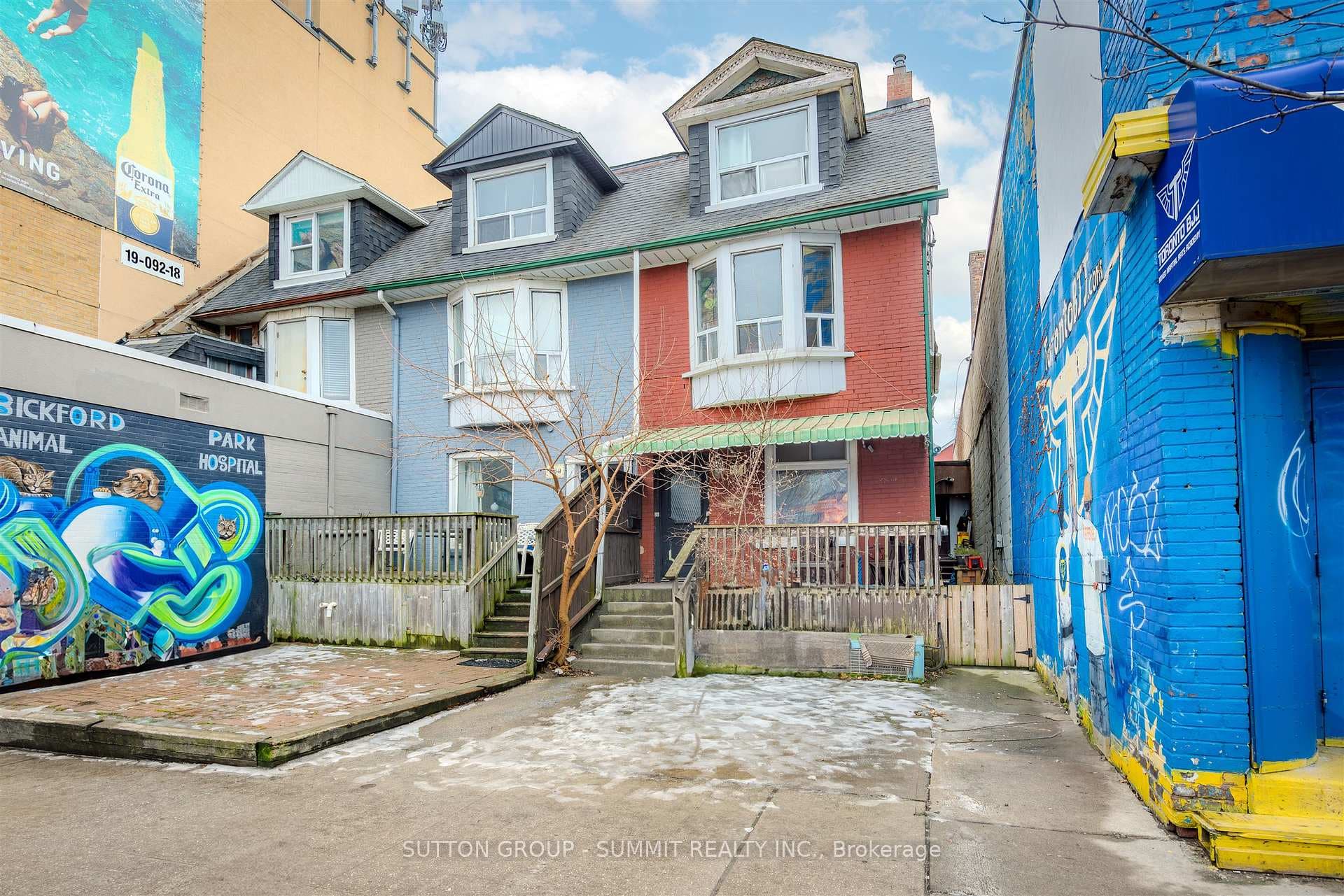 811 Bloor Street, Downtown Toronto / Waterfront, ON M6G 1L8 - Photo 1