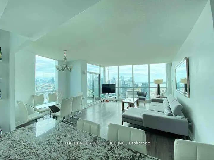 219 Fort York Boulevard Unit 3802, Downtown Toronto / Waterfront, ON M5V 1B1 - Photo 1