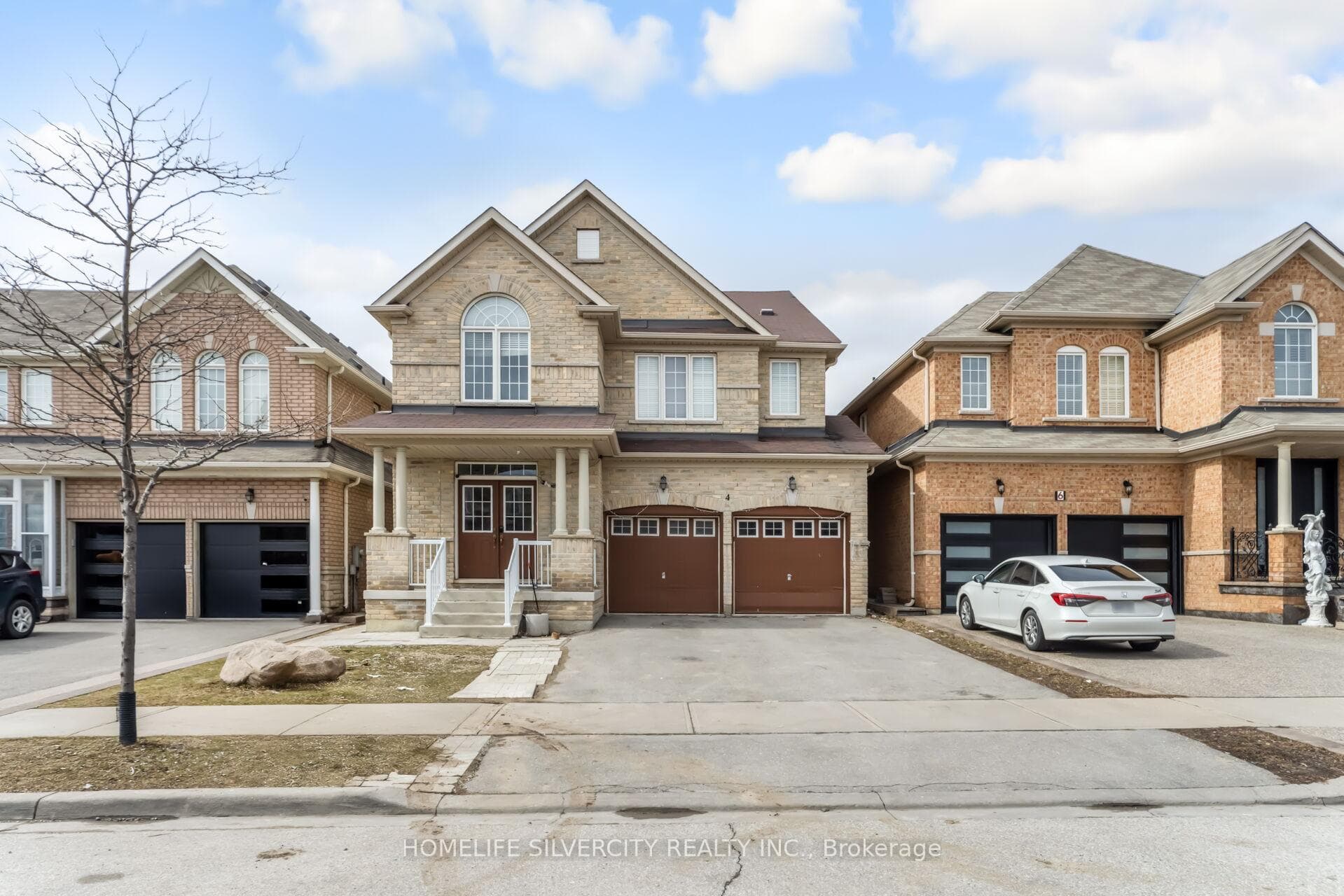 4 FOSSIL Street, Brampton, ON L6P 3G6 - Photo 1