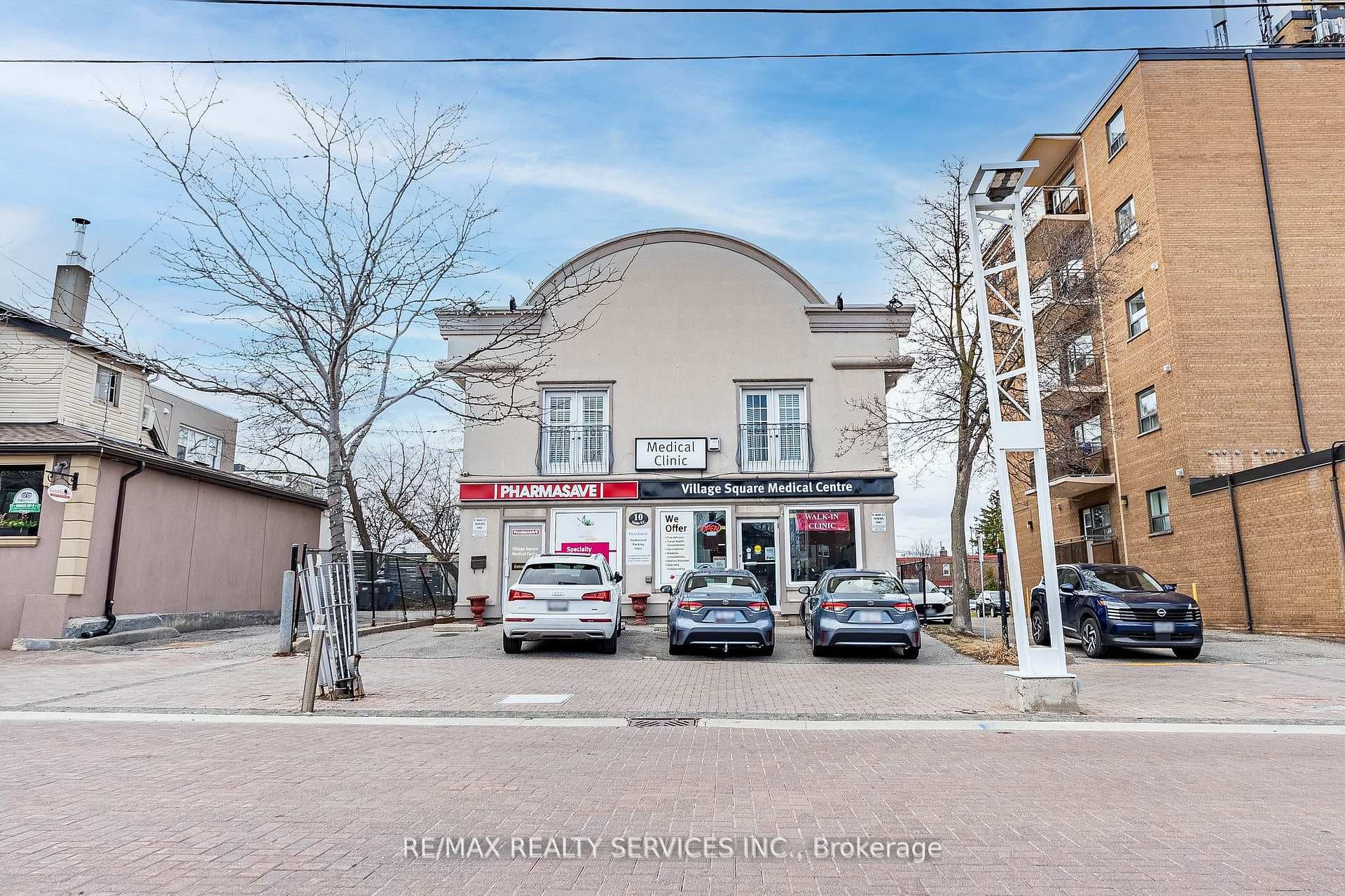 10 Main Street, Mississauga, ON L5M 1X3 - Photo 1
