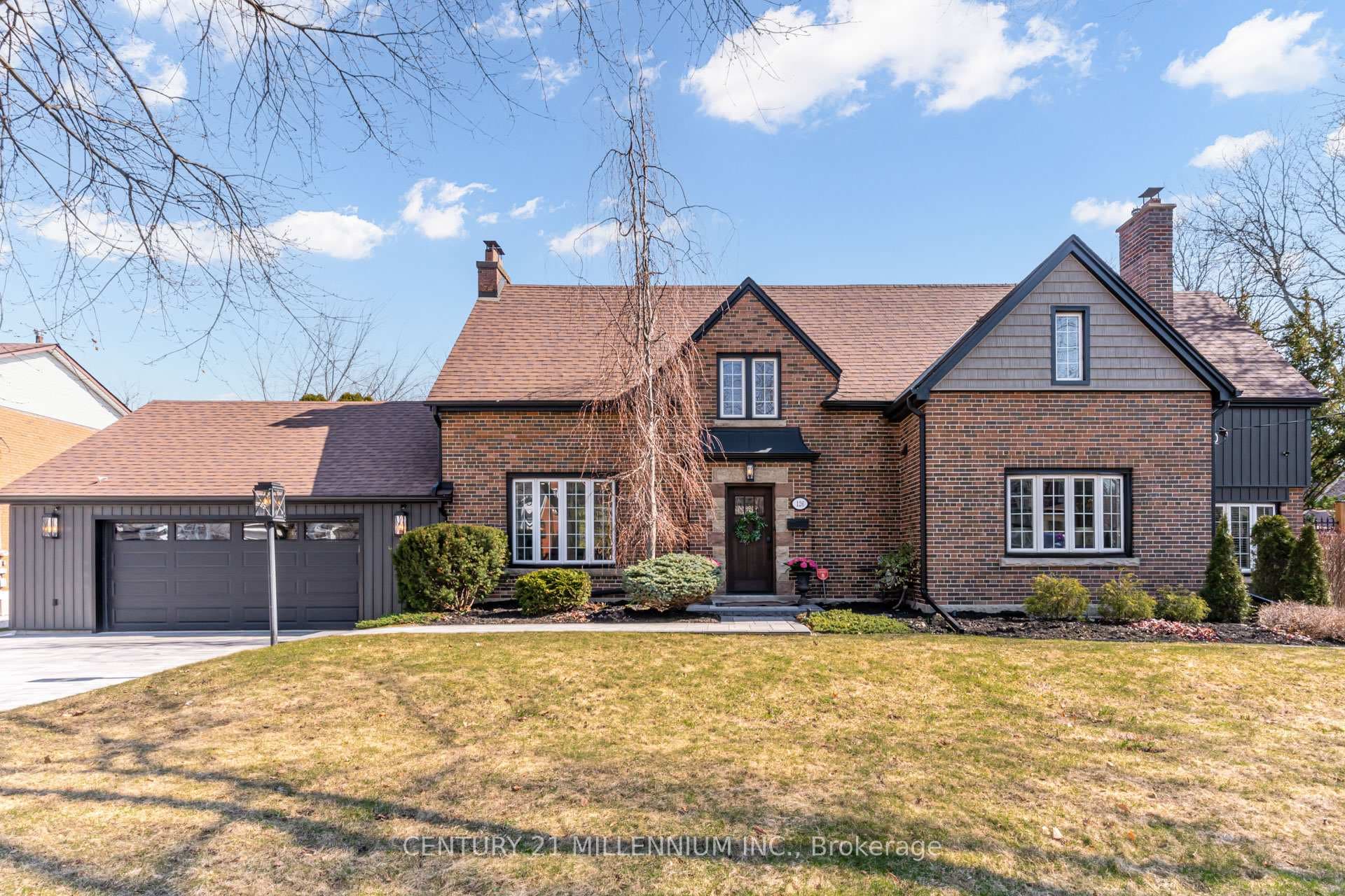 126 Elizabeth Street, Brampton, ON L6Y 1R5 - Photo 1