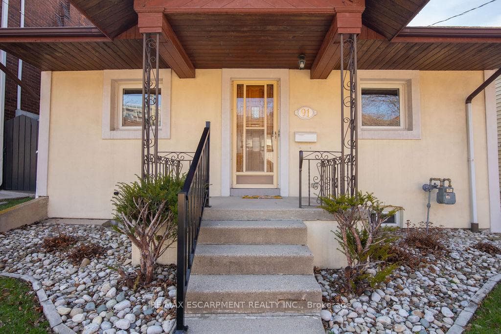91 Pearl Street, Hamilton, ON L8R 2Z2 - Photo 1
