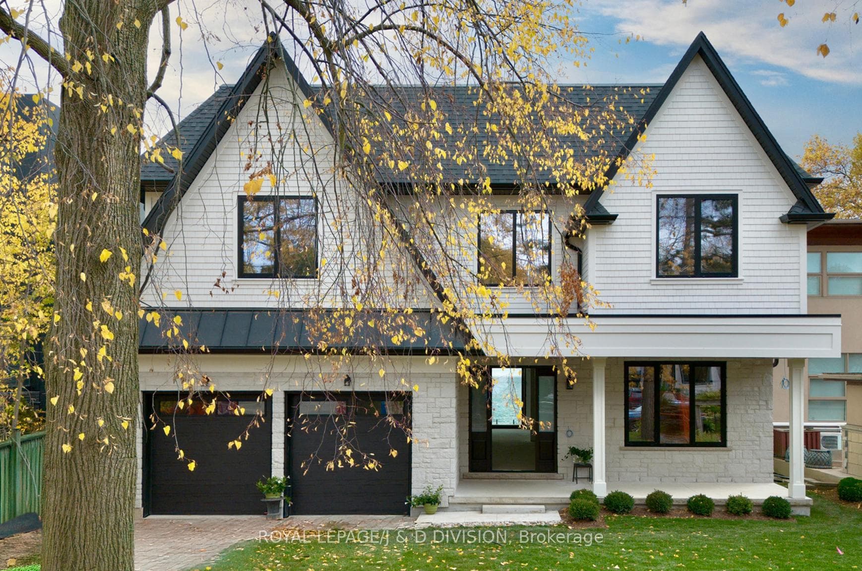 99 Lake Promenade N/A, Liberty Village / Parkdale / South Parkdale, ON M8W 1A2 - Photo 1