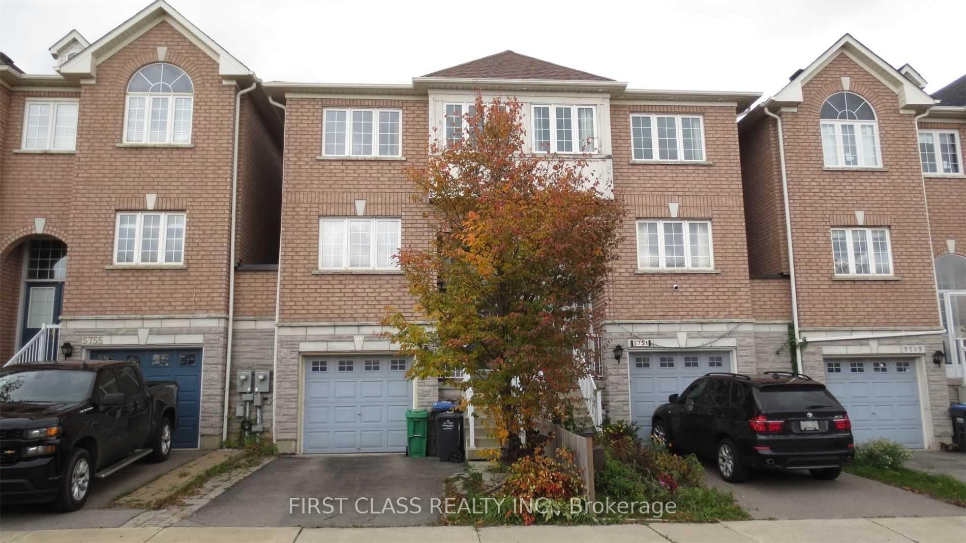 5753 Retreat Street, Mississauga, ON L5R 0B5 - Photo 1