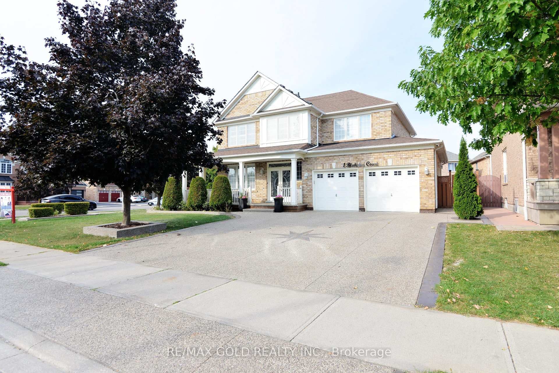 1 Blaketon Court, Brampton, ON L6P 1G4 - Photo 1