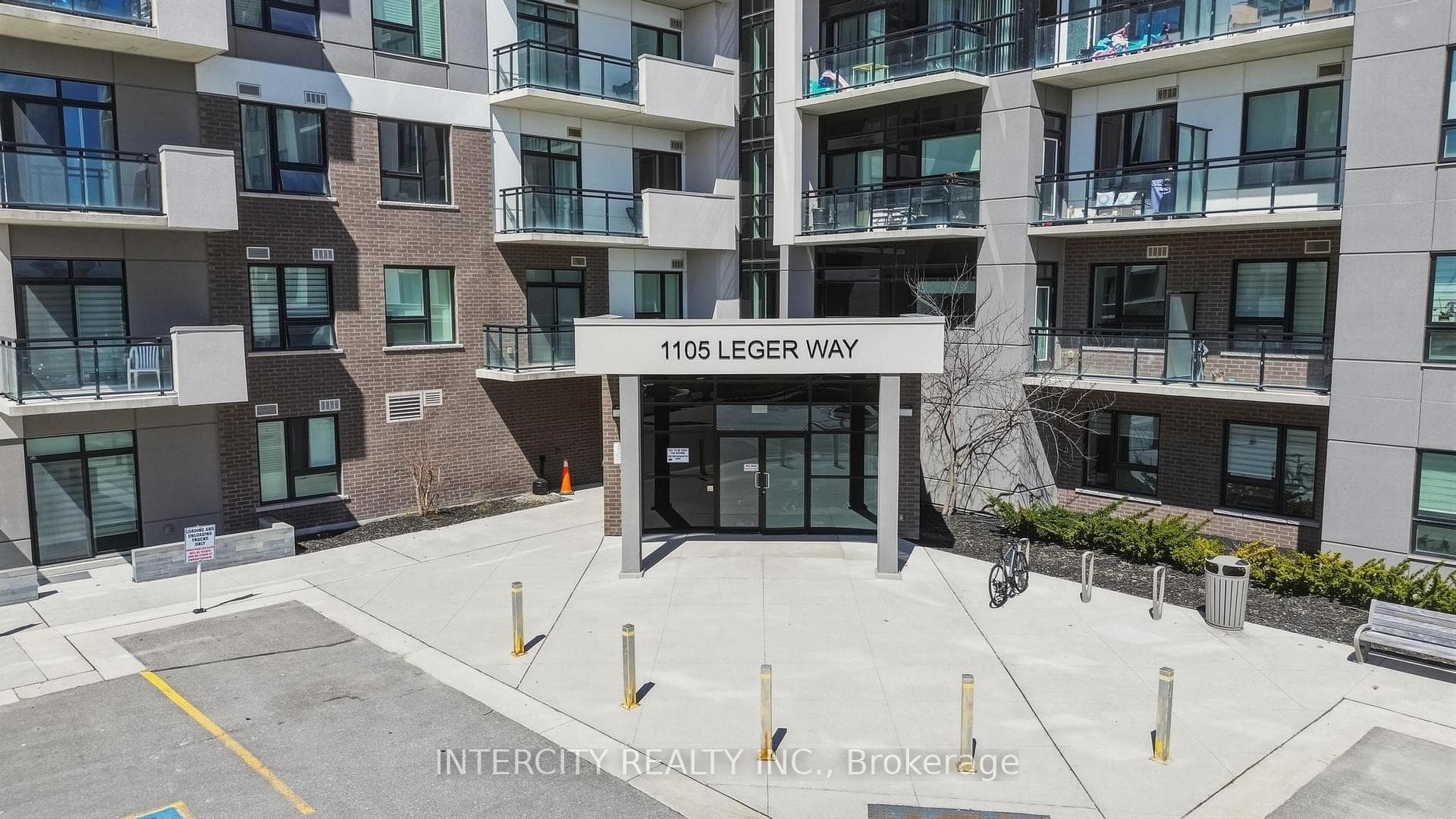 1105 Leger Way Unit 504, Milton
