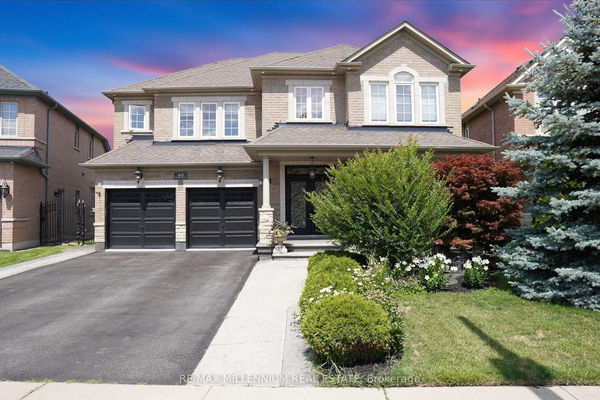 40 Rampart Drive, Brampton, ON L6P 2Z1 - Photo 1