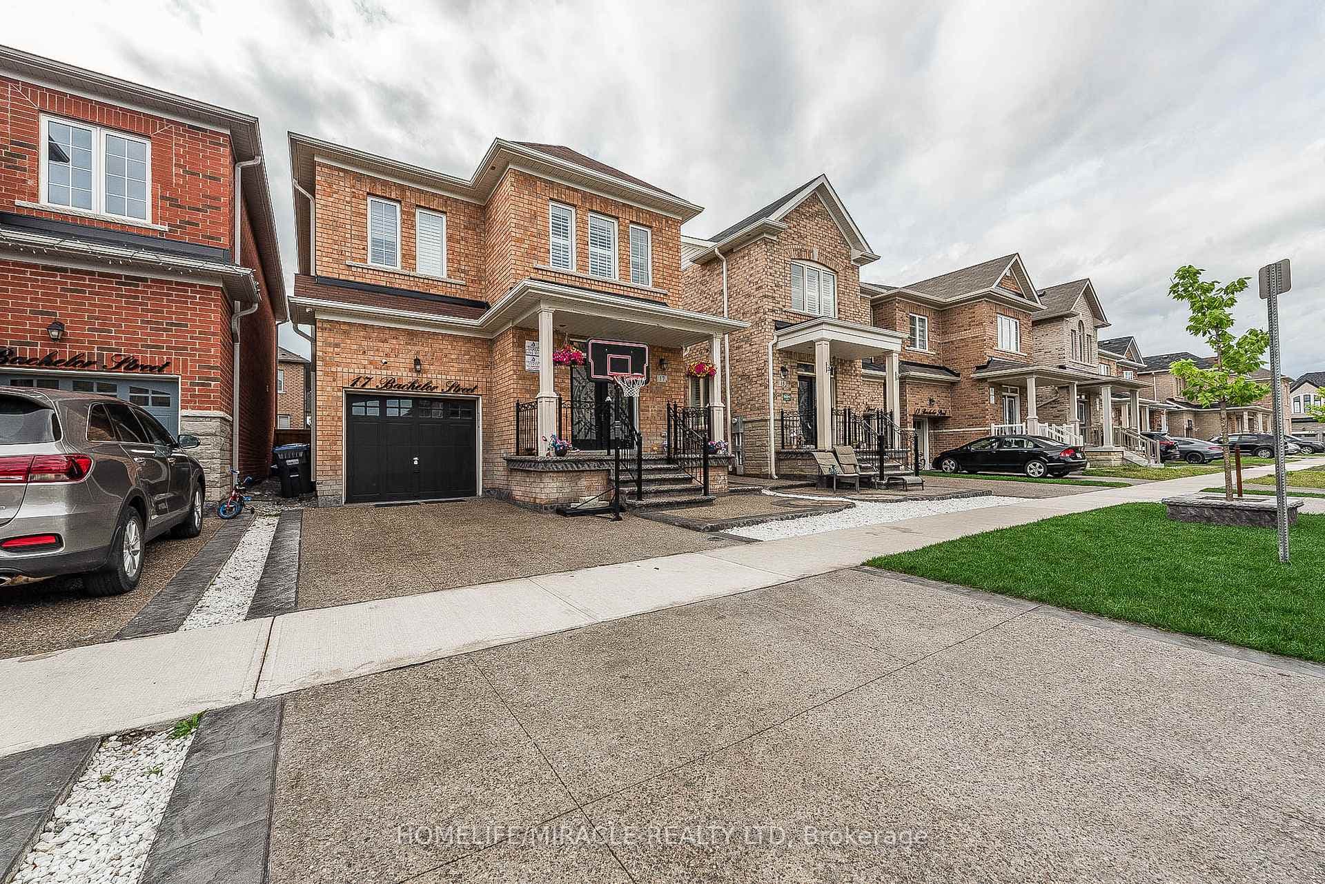 17 Bachelor Street, Brampton, ON L7A 5B1 - Photo 1