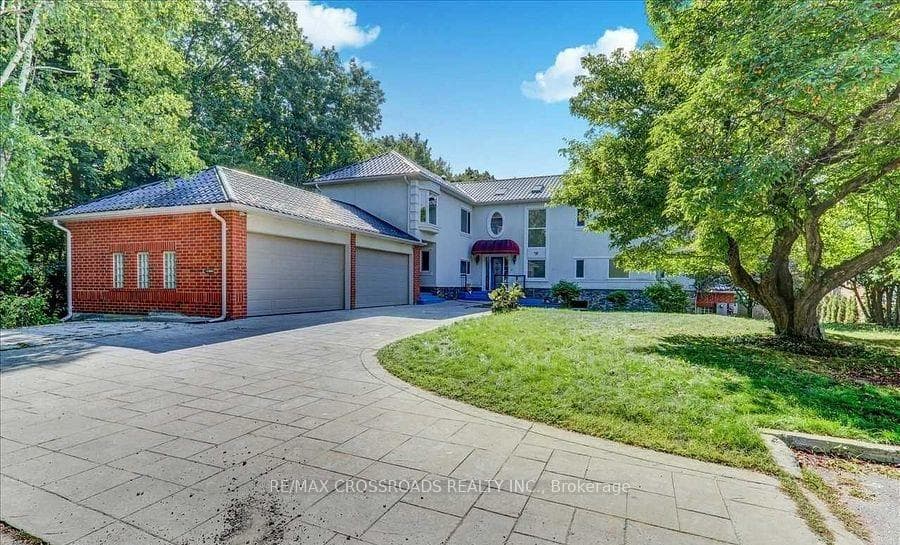 9 Redland Crescent Unit (Main Floor Nanny Suite), Scarborough Town Centre, ON M1M 1B7 - Photo 1