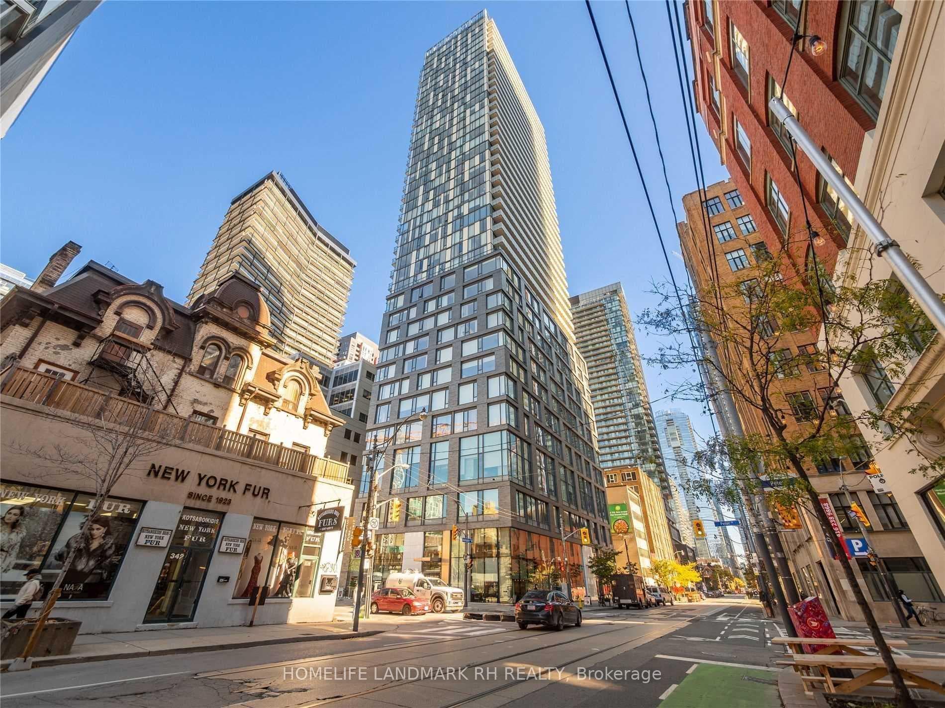 101 Peter Street Unit 818, Downtown Toronto / Waterfront, ON M5V 1R4 - Photo 1
