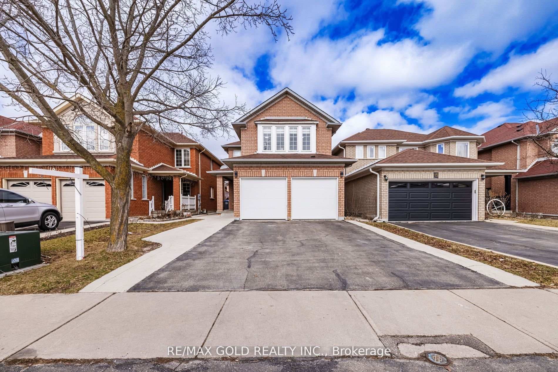 17 Dovesong Drive, Brampton, ON L6R 1V9 - Photo 1