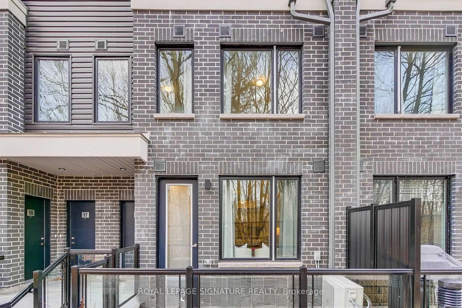 3492 Widdicombe Way Unit 15, Mississauga, ON L5L 0B8 - Photo 1