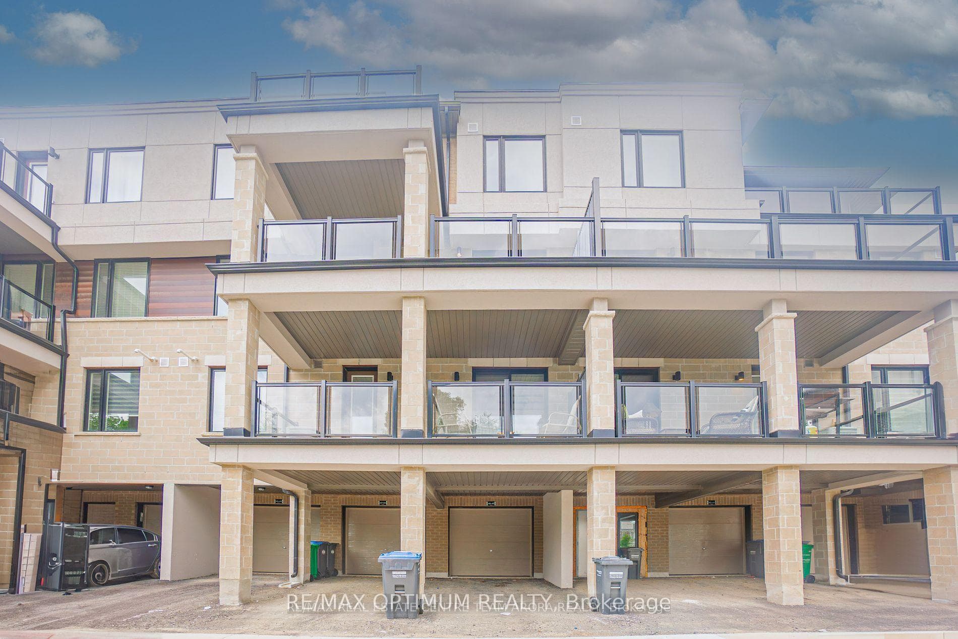 20 Knotsberry Circle Unit 11, Brampton, ON L6Y 6G1 - Photo 1