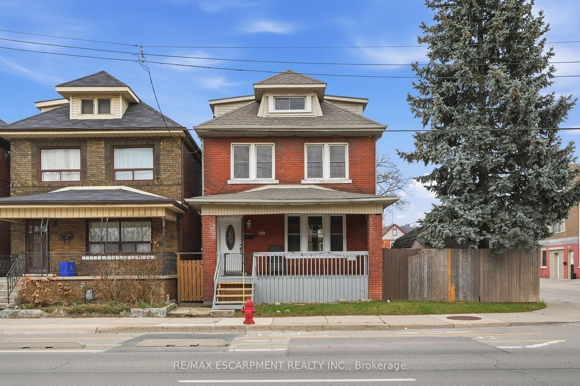 570 Cannon Street, Hamilton, ON L8L 2G4 - Photo 1