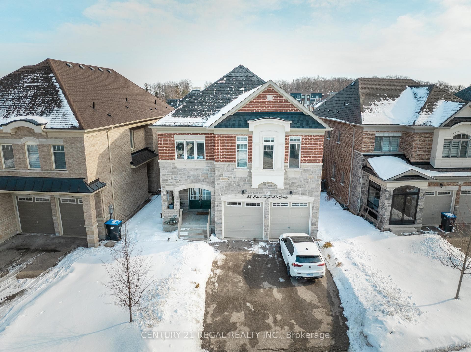 25 Elysian Fields Circle, Brampton, ON L6Y 6E9 - Photo 1