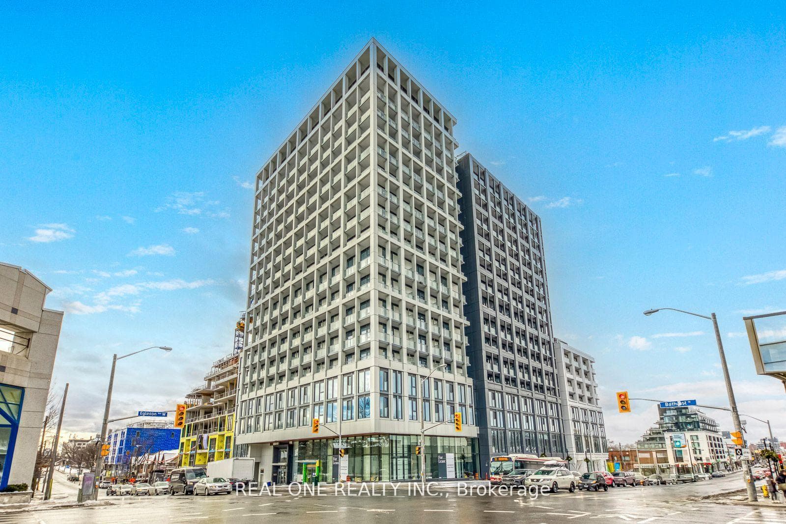 2020 Bathurst Street Unit 1520, Forest Hill / Deer Park