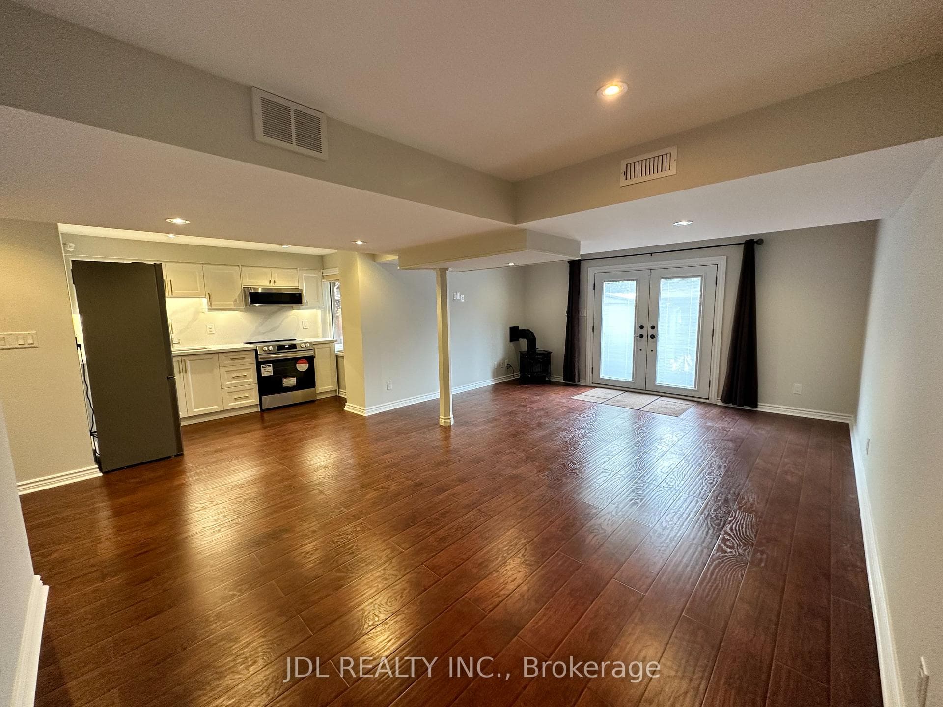 32 Bestview Crescent Unit Walkout Basement, Vaughan