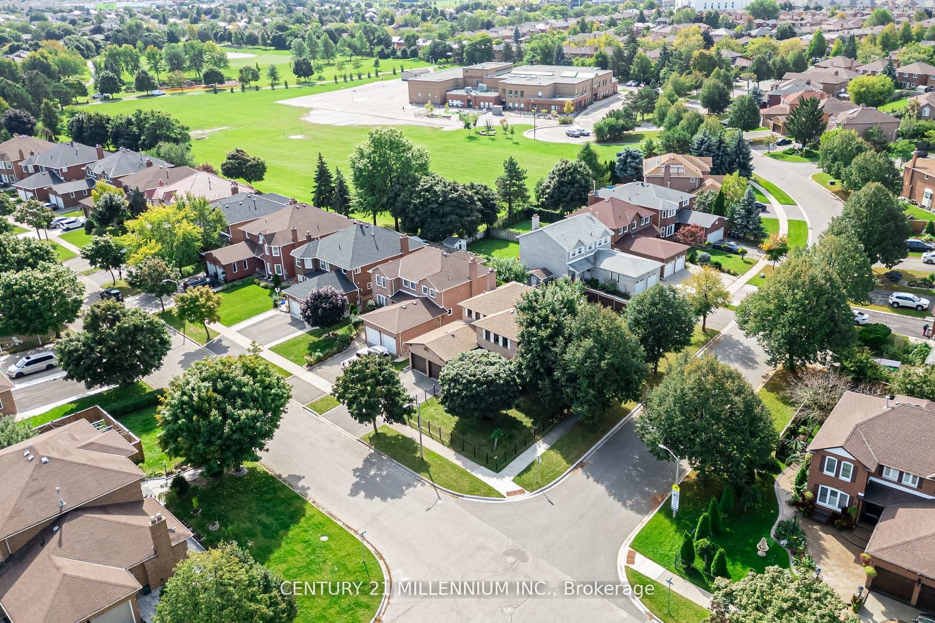 10 Phelps Drive, Brampton, ON L6X 3V5 - Photo 1