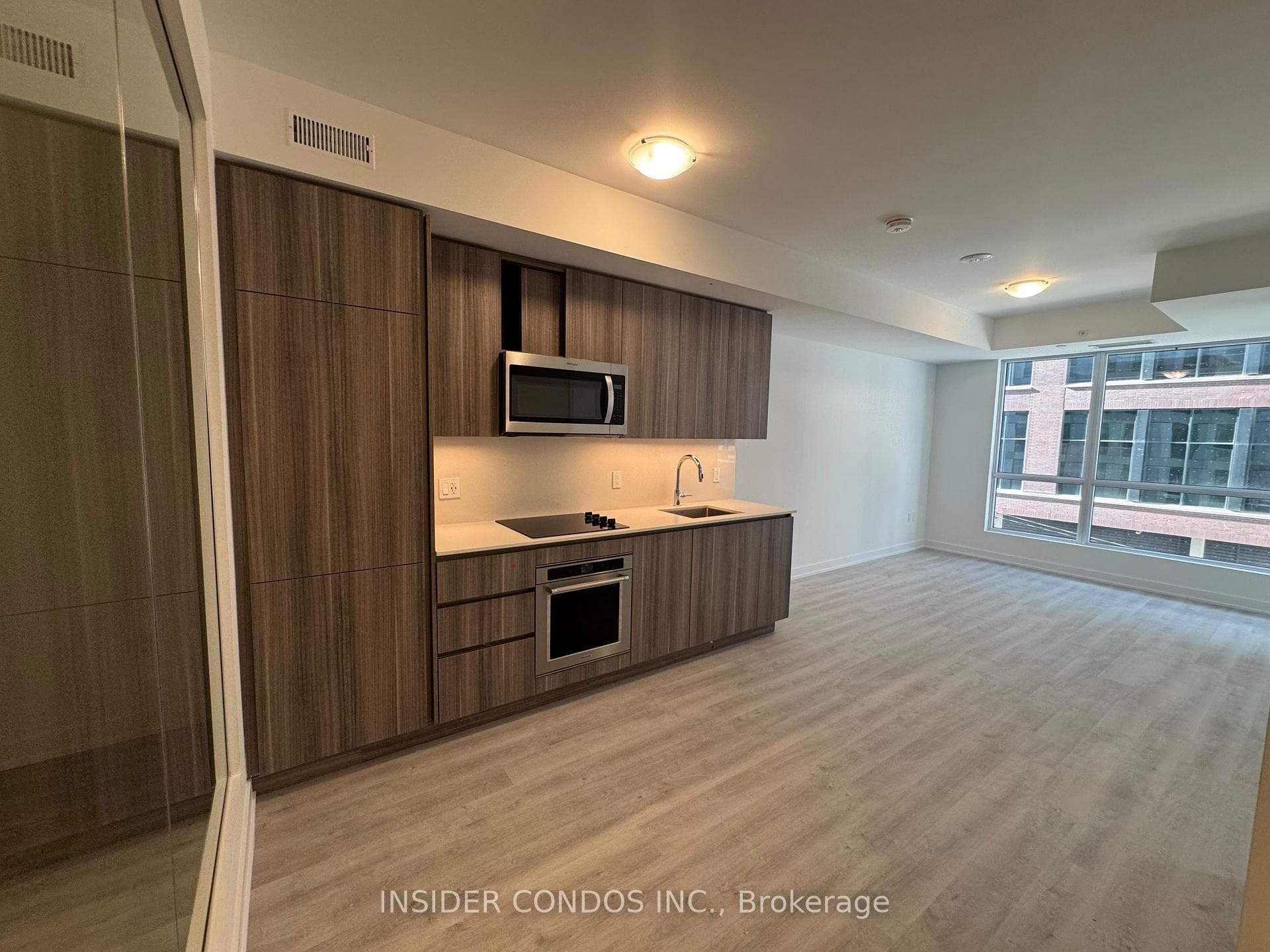 15 Richardson Street Unit 331, Regent Park / Cabbagetown / St. James Town, ON M5A 0Y5 - Photo 1