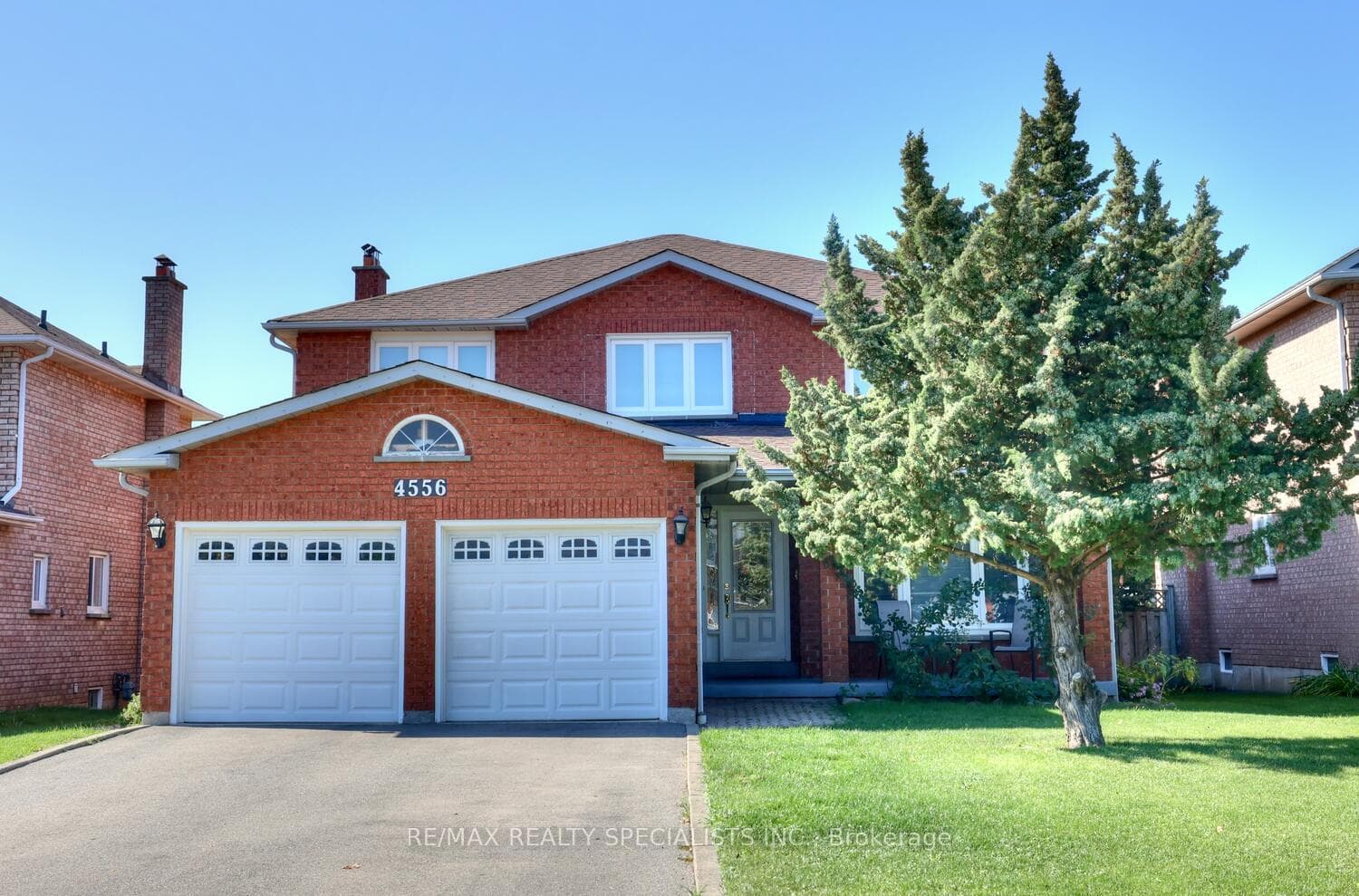 4556 Wainscot Drive, Mississauga, ON L5V 1C7 - Photo 1