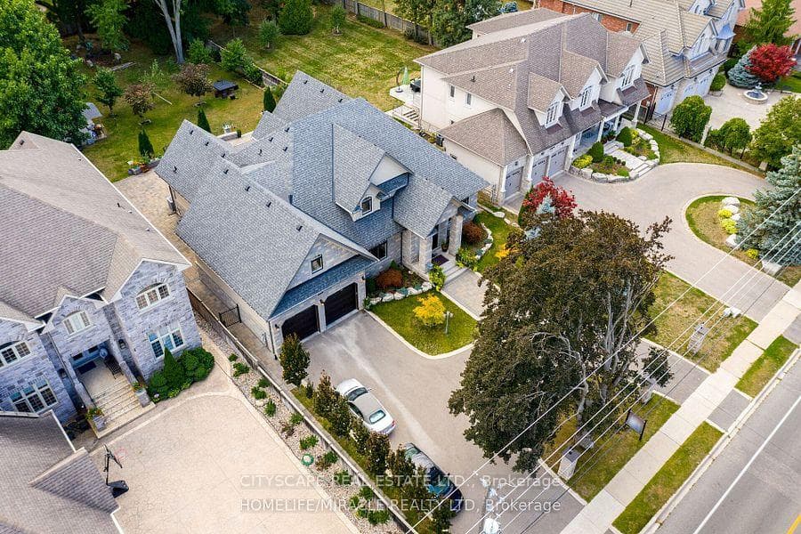 2414 Camilla Road, Mississauga, ON L5A 2K5 - Photo 1