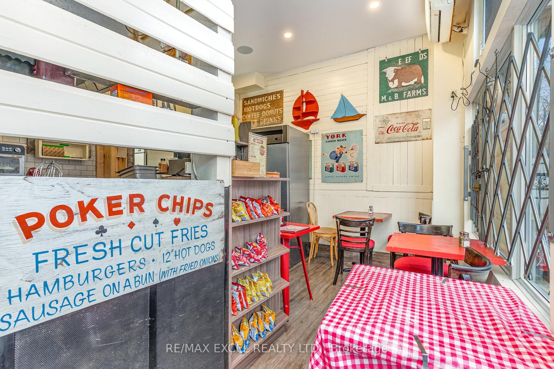 72-74 Lippincott Street, Downtown Toronto / Waterfront, ON M5S 2P1 - Photo 1