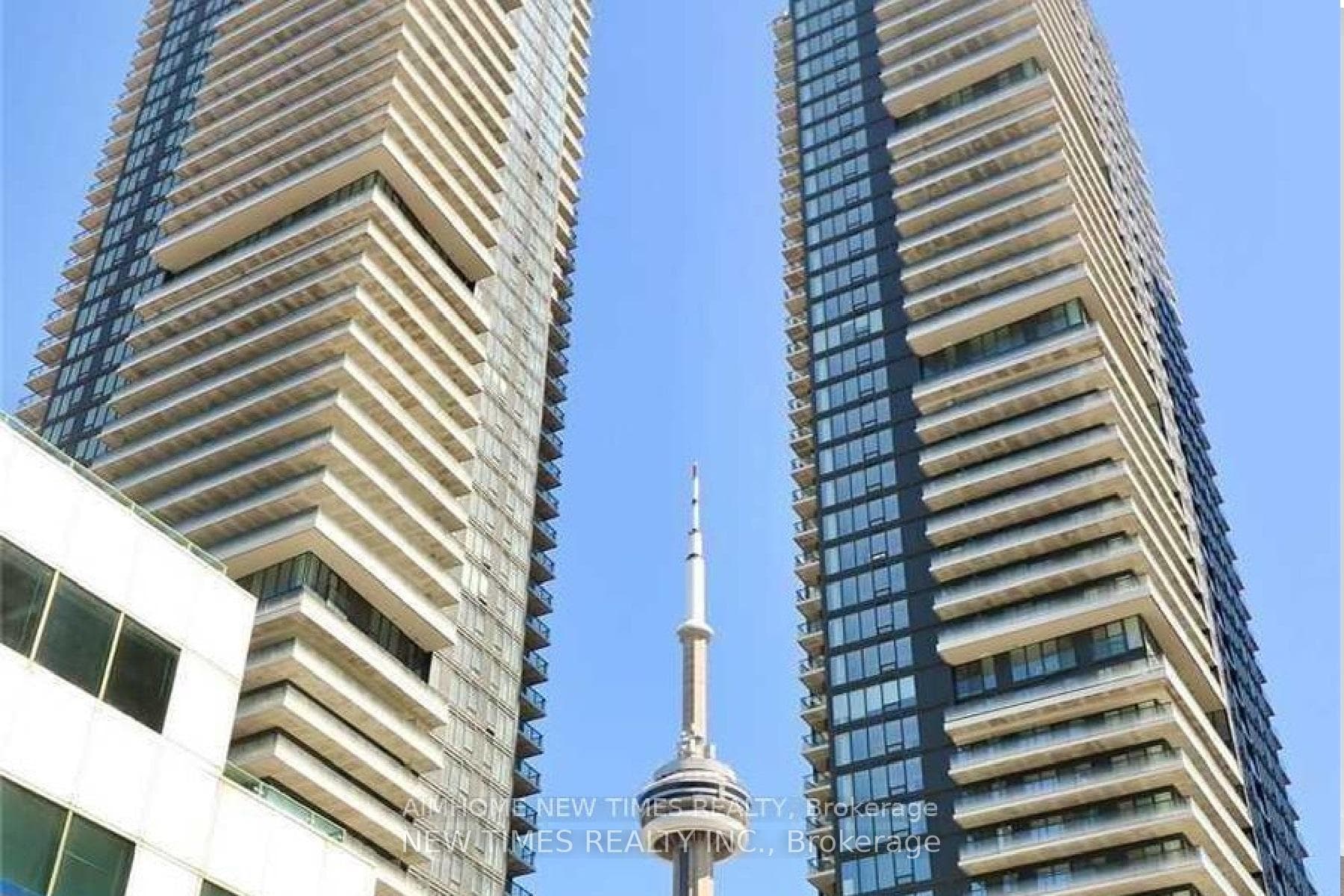 115 Blue Jays Way Unit 2112, Downtown Toronto / Waterfront, ON M5V 0N5 - Photo 1