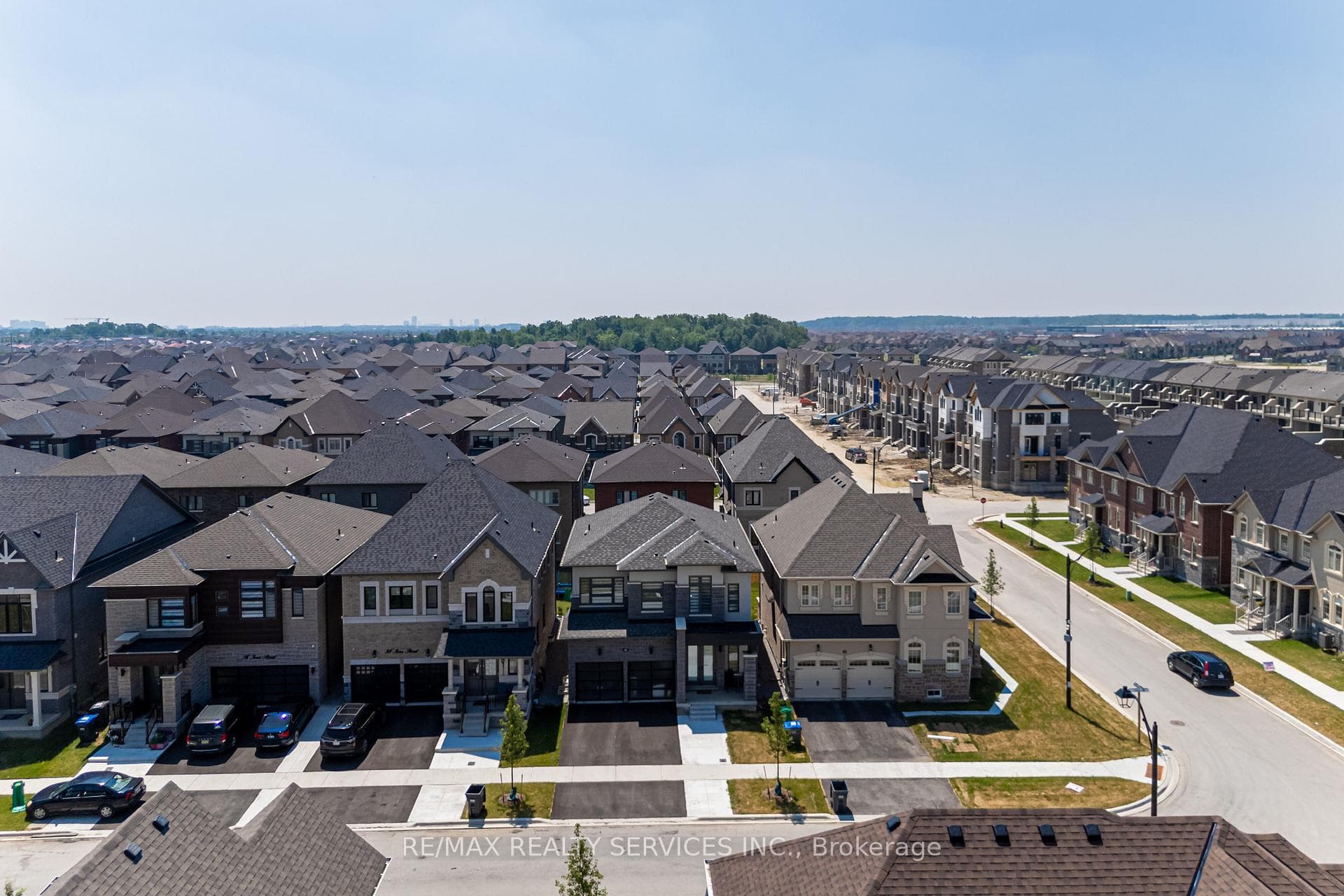 40 Icon Street, Brampton, ON L6R 4E5 - Photo 1