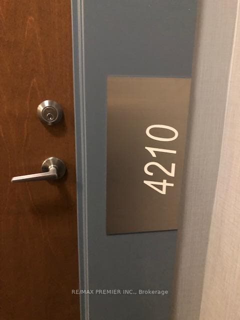 2212 Lake Shore Boulevard Unit 4210, Liberty Village / Parkdale / South Parkdale, ON M8V 0C2 - Photo 1