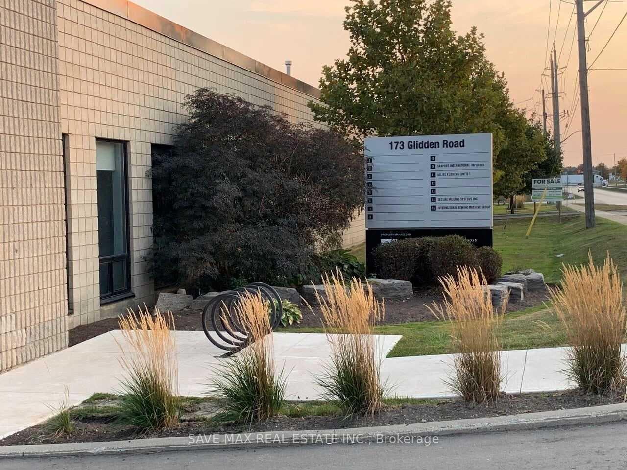 173 Glidden Road Unit 8, Brampton, ON L6W 3L9 - Photo 1