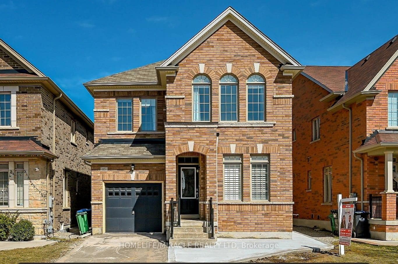 15 Fringetree Road, Brampton, ON L6R 3V8 - Photo 1