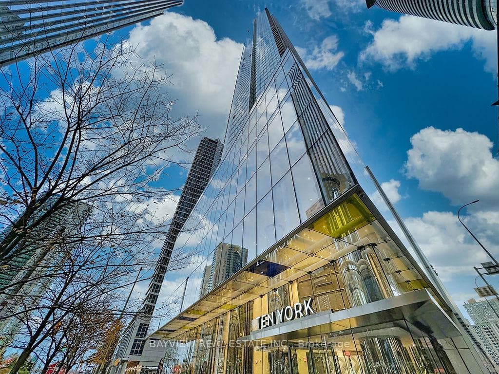 10 York Street Unit 4110, Downtown Toronto / Waterfront, ON M5J 2Z2 - Photo 1