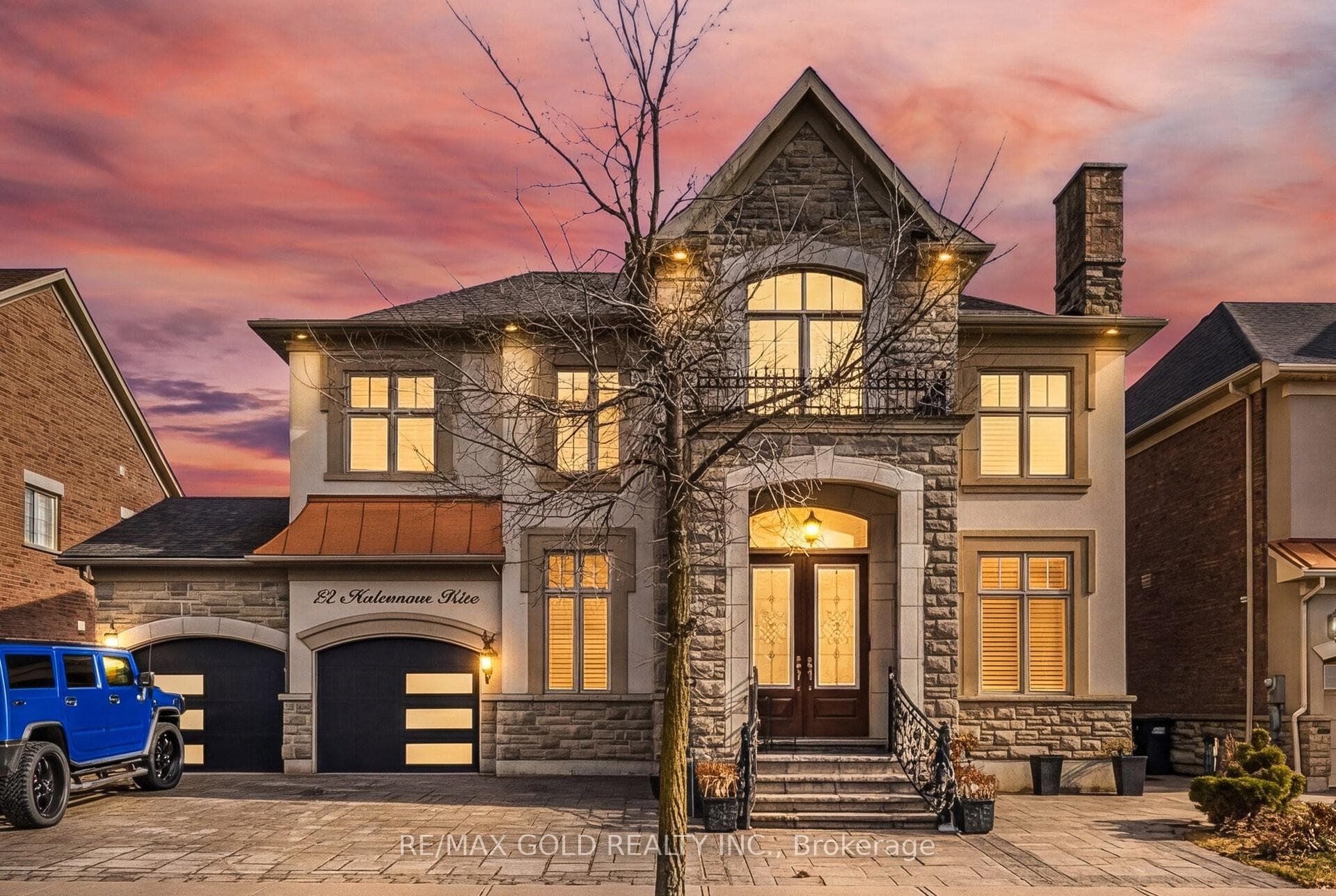 72 Midsummer Drive, Brampton, ON L6P 3E4 - Photo 1