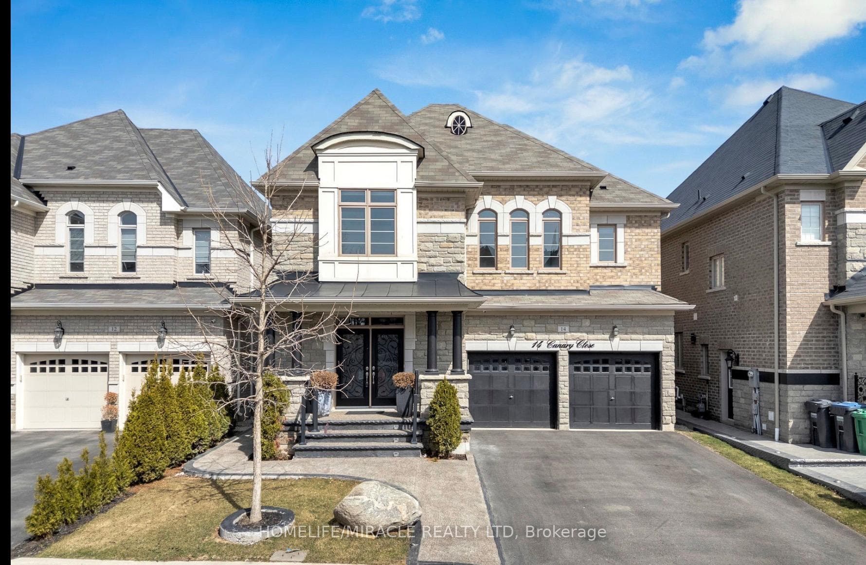 14 Canary Close, Brampton, ON L6X 3A9 - Photo 1