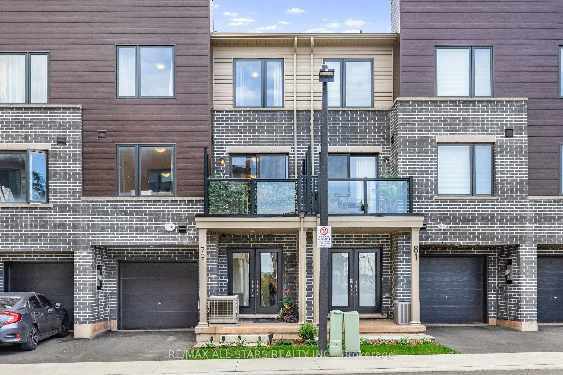 79 Dryden Lane, Hamilton, ON L8H 0B6 - Photo 1