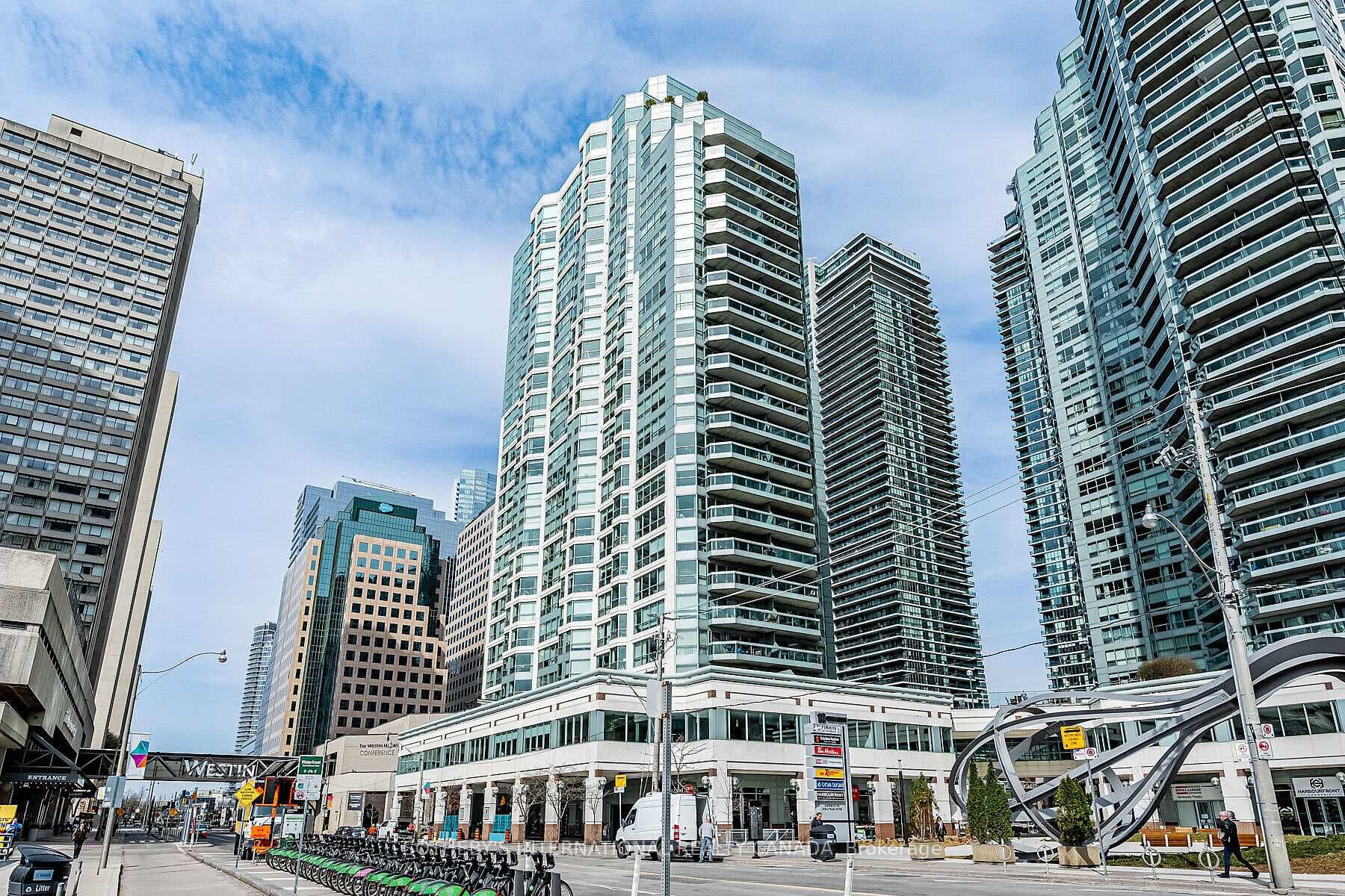10 Queens Quay Unit 2305, Downtown Toronto / Waterfront, ON M5J 2R9 - Photo 1